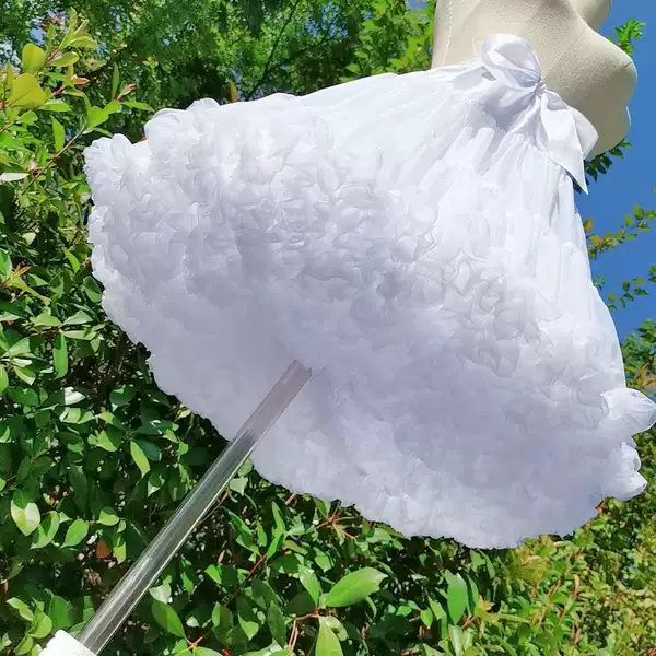 Cloud skirt is white (average)