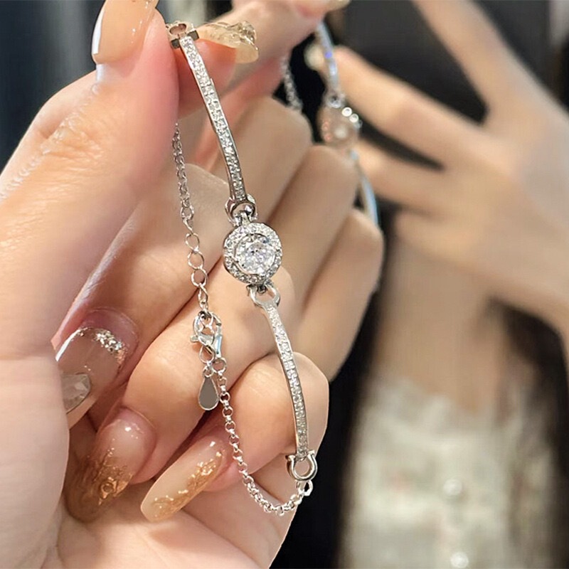 New Style Full Diamond Heart-Shaped Sparkling Diamond Bracelet for Women, Light Luxury Niche Exquisite Bracelet, Bestie Girl's Hand Jewelry Wholesale