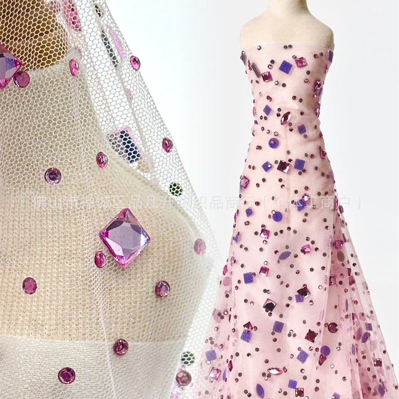Diamante de forma especial multicolor, punto completo, venta al por mayor, vestido de tela de malla de diamantes calientes, vestido de fiesta de moda, tela