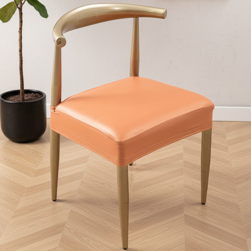 Silla de cuero naranja