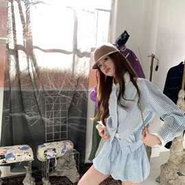 秋季套装蓝衬衫撞色翻领上衣女秋季新款显瘦气质花苞短裙两件套