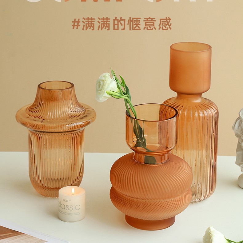 Nordic light luxury matte glass vase Morandi vase, decorative item for living room dining table floral arrangement sample room, decoration.