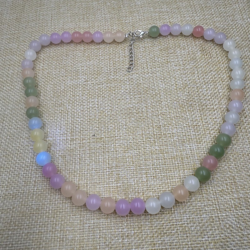 光に敏感な色が変わる新しい血沈宝 カラフルな海雲母の色が変わるブレスレット カラフルな宝物の色が太陽の下で変化する樹脂ブレスレット|undefined