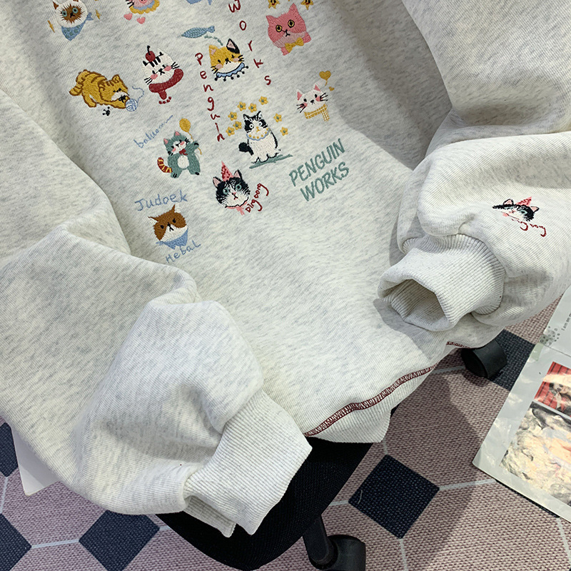 秋冬季个性趣味可爱猫咪刺绣加绒圆领卫衣女撞色拼接休闲减龄上衣|undefined
