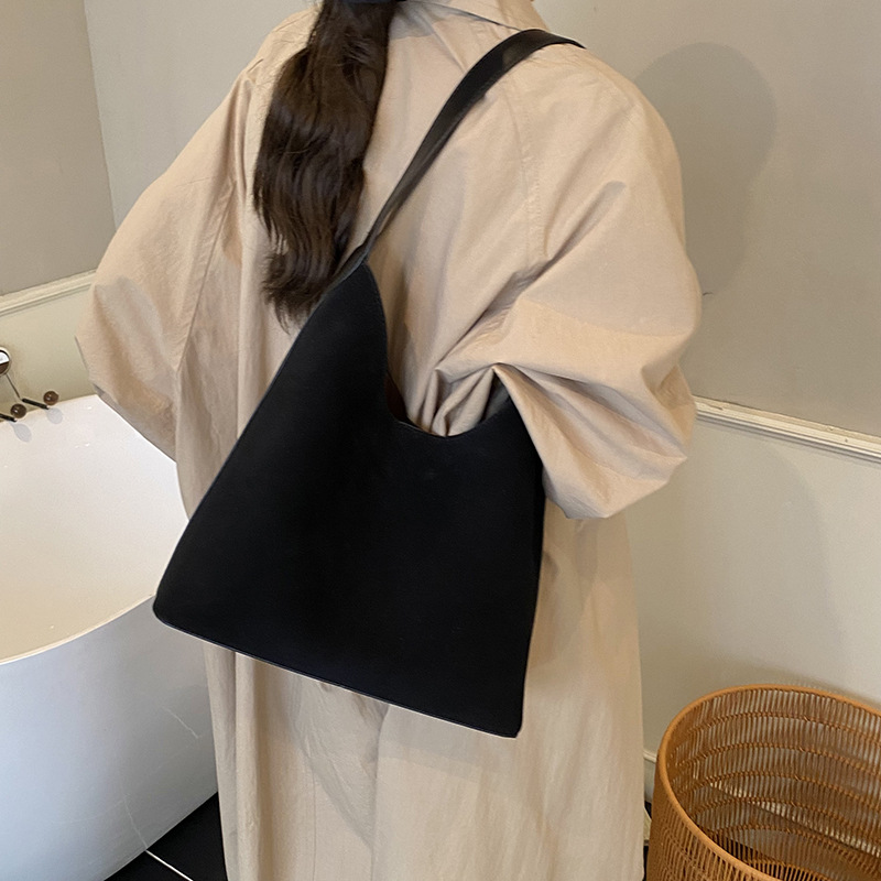 Bolsas de mano retro transfronterizas de mujer texturas bolsas de cubo de agua mujeres otoño y invierno 2025 nuevo mochila esmerizada bolsas de brazo de viaje