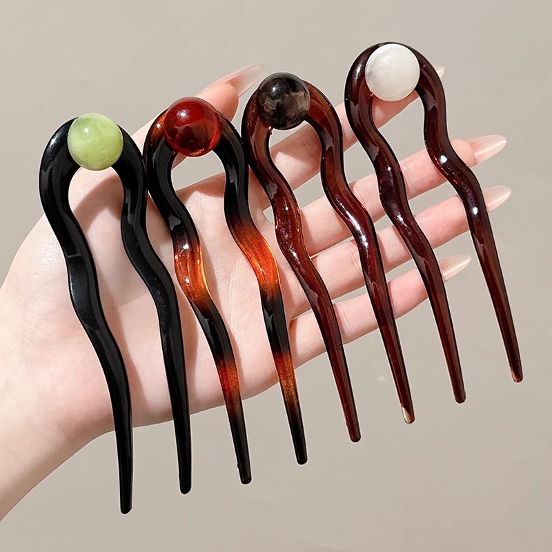 Clipper de cabello antiguo en forma de U para mujeres con un dispositivo de cabello para cabello de alto nivel de sensación detrás de la cabeza con una falda de cabello para cabello con accesorios de cabello