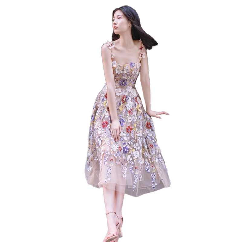Vestido de noche de alta gama con tirantes, nuevo modelo 2026, elegante vestido floral de estilo francés, adecuado para uso diario.
