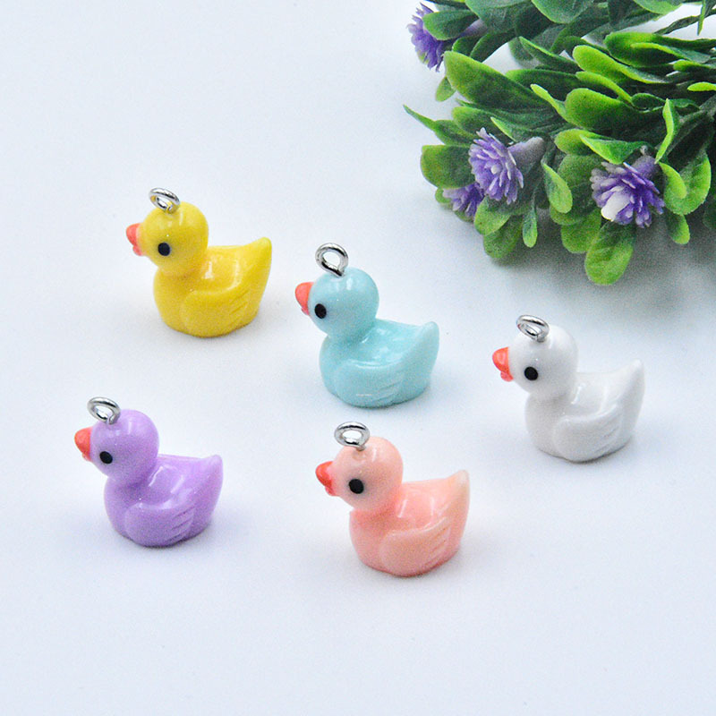 3g Weight Pendant Jewelry Making Type 1 Piece 19 * 12mm Resin Duck Pendant