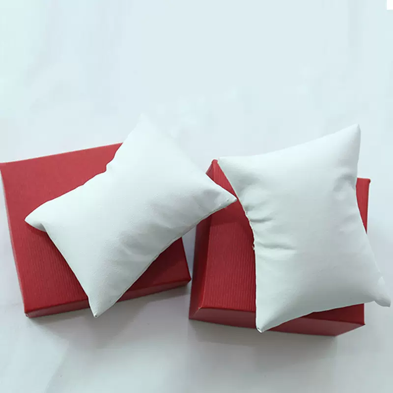 现货pu皮枕头手表盒枕头饰品盒手链枕丝绵枕包