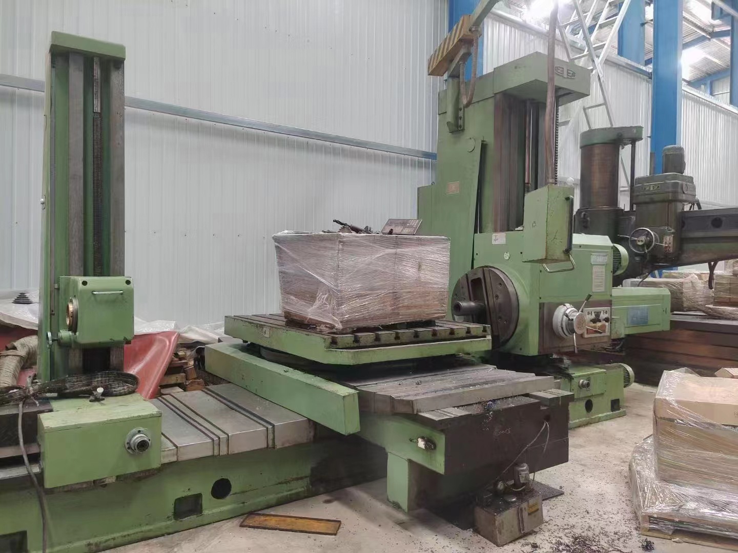 转让二手中捷TPX6113卧式铣镗床镗轴直径130加工高度1.4米