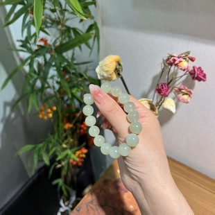 Hotan jade sunny water bracelet is gentle like a whole spring around the wrist 12mm spring is not late