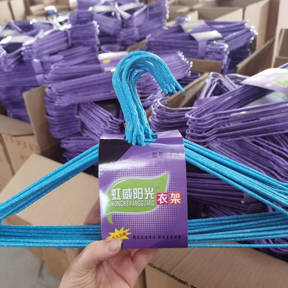 Заводская поставка Простая пластиковая вешалка для одежды 38 см для взрослых витой цветок Влажная и сухая вешалка для одежды 20 шт.