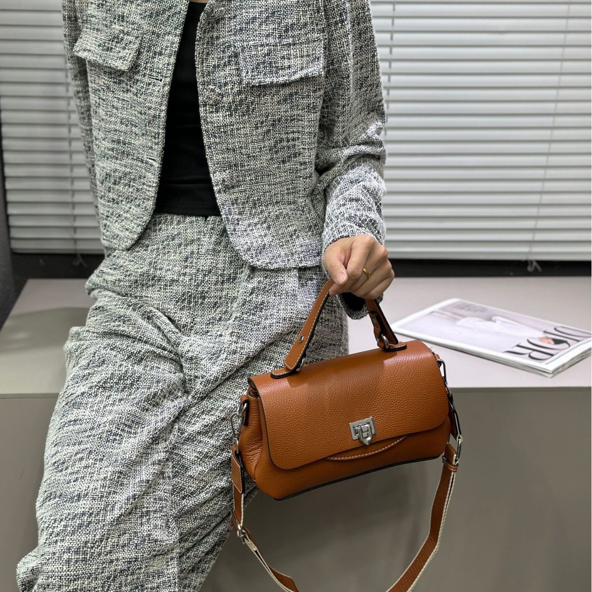 2025 Spring Top Grain Cowhide Leather Women's Handbag Shoulder Crossbody Bag Underarm Bag Genuine Leather Purse - Thumbnail 3