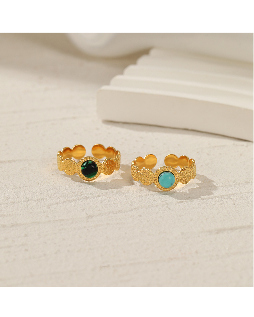 Fashion Round Stainless Steel Inlay Turquoise Open Ring 1 Piece