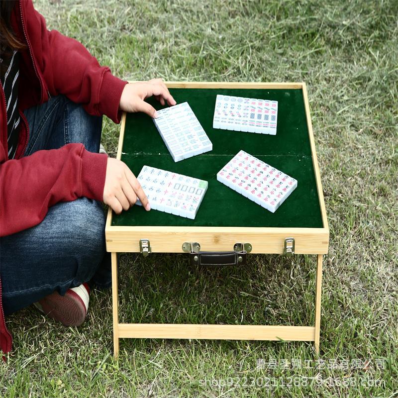 现货手提折叠麻将桌现代简约户外露营折叠摆摊桌子家用折叠桌木桌