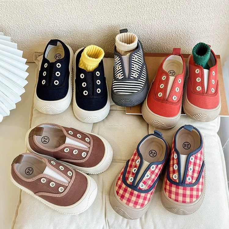 2025 весна и осень новая корейская версия повседневной обуви для детей среднего и среднего возраста