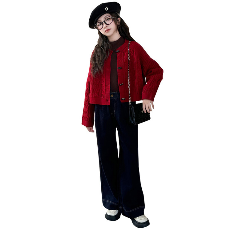 소녀 스웨터 세트 봄과 가을 2024 새로운 소녀 서양식 니트 카디건 어린이 가을 양모 2 피스 겨울 세트