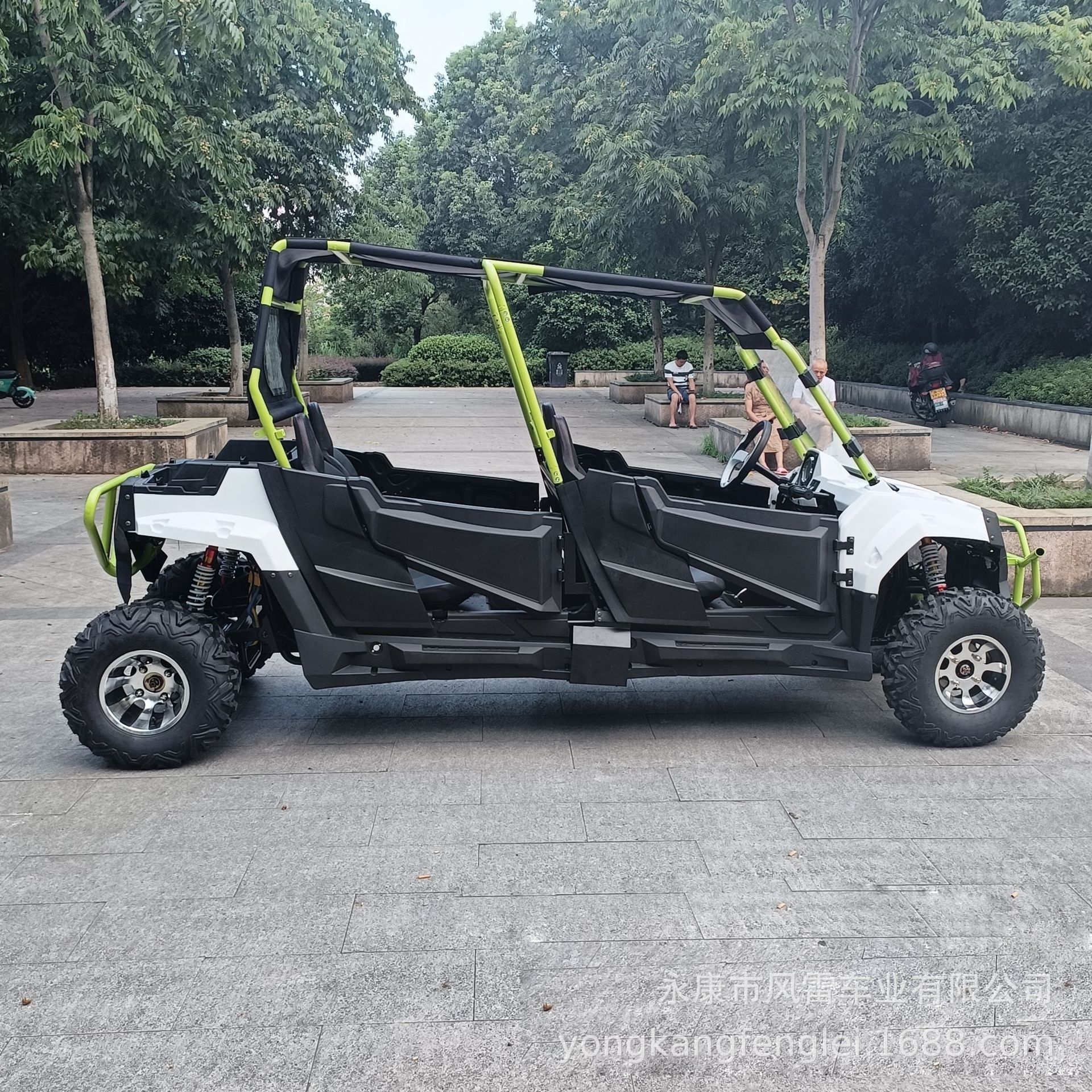 UTV Todo Terreno 4x4 de 4 Asientos en Tubo de Acero con Transmisión por Eje