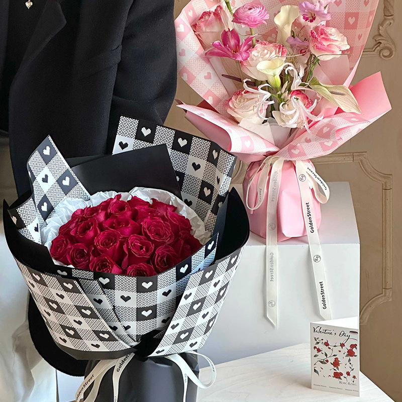 Huaxi comercio exterior al por mayor su corazón impermeable flor florista coreana paquete de flores flores flores flores rosa papel de envoltura