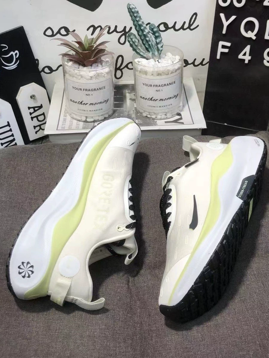 Quality low wear-resistant non-slip sports shoes with depreciation