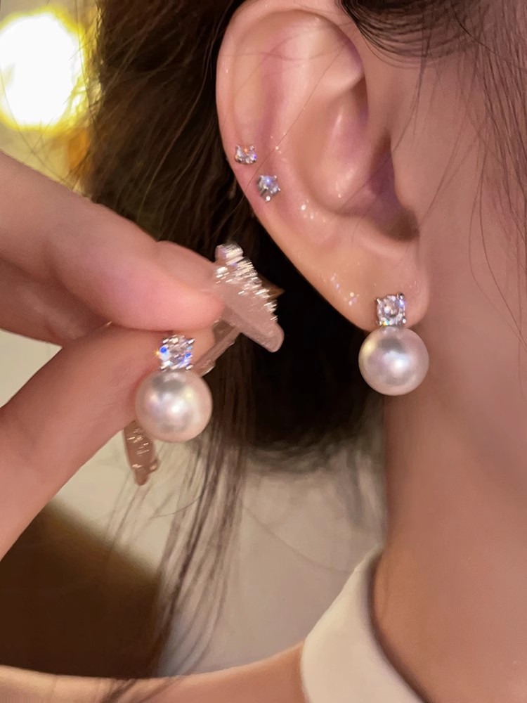 Pendientes de circón súper flash de alta calidad con aguja de plata 925 Pendientes de estilo explosivo de temperamento exquisito de lujo ligero femenino Pendientes de primavera y verano al por mayor