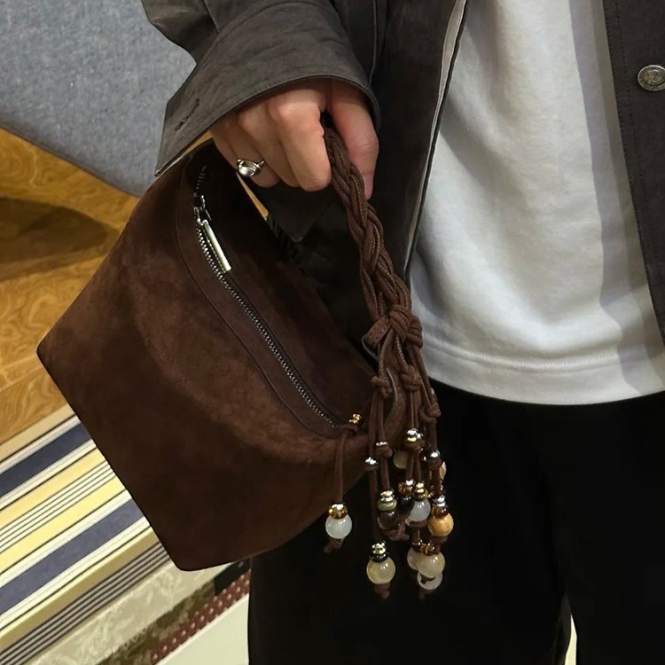 2024 autumn and winter new casual versatile frosted leather suede velvet lunch box string leisure tassel women's mobile_voghion.com