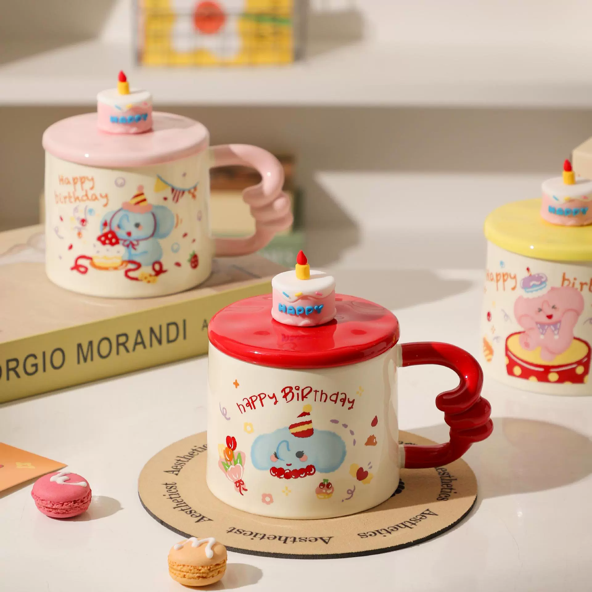 Керамическая кружка с крышкой, милый cup?