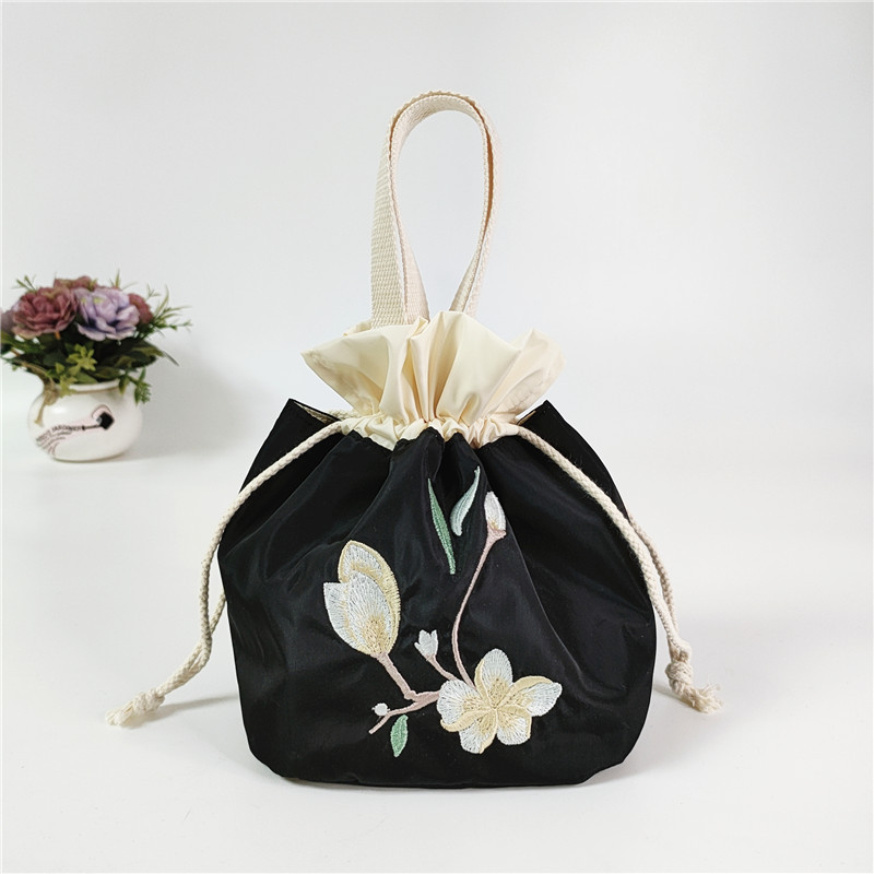 Bordado Seiko negro empalmado