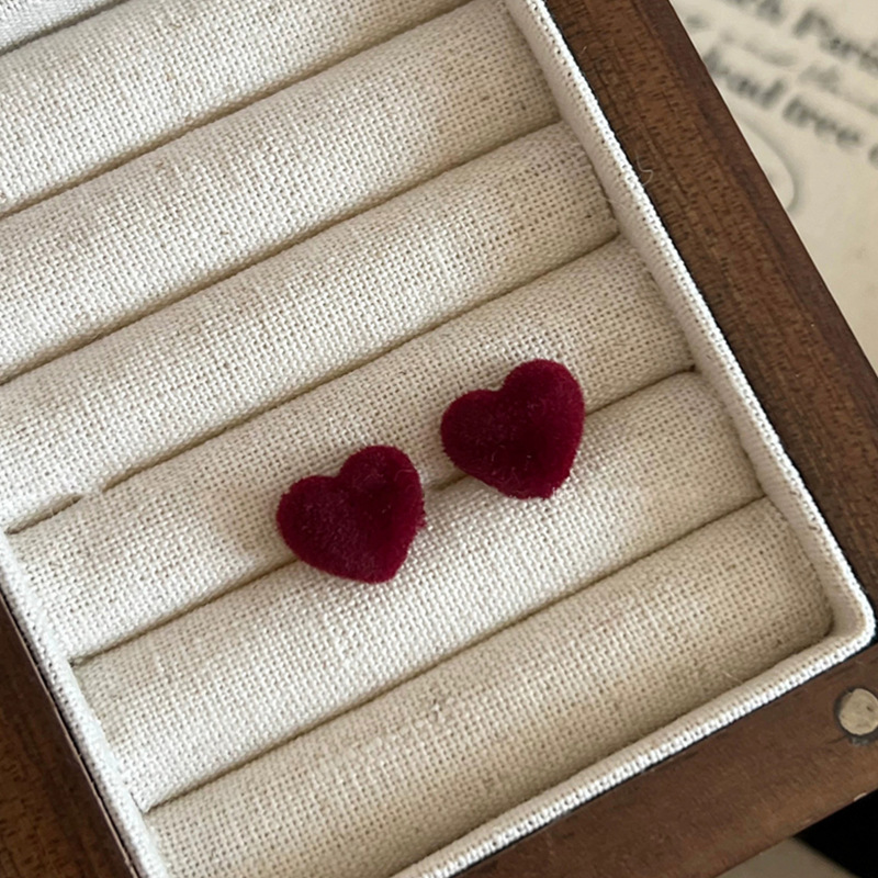 35# lovely red velvet ear studs