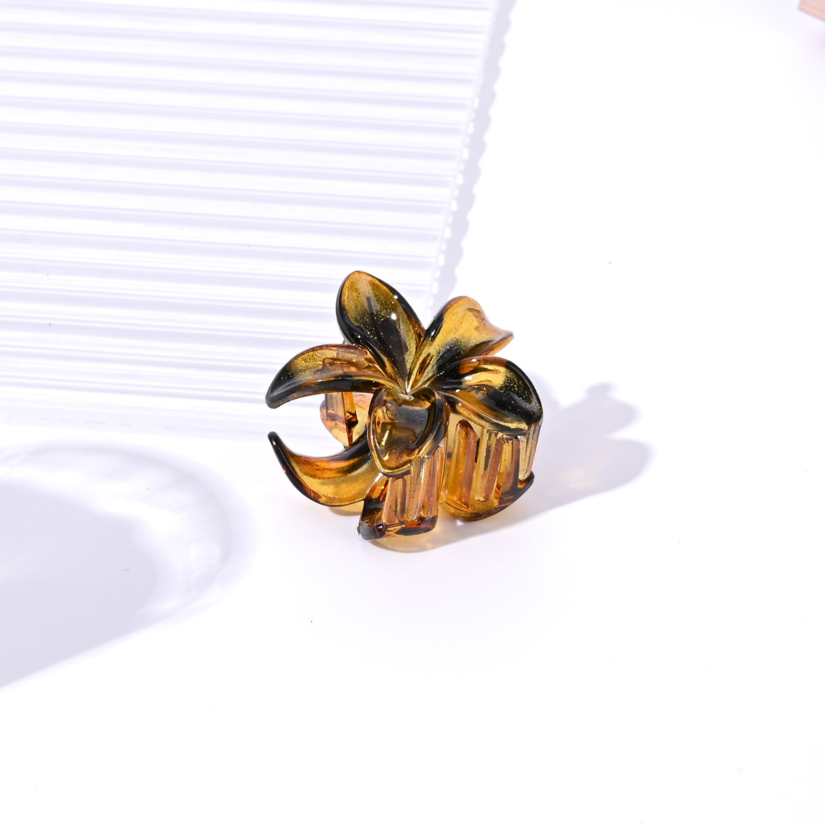 Galvanizado oro y plata huevo flor flor abrazadera de cabello color mediano agarrar abrazadera de cabello medio agarrar abrazadera de cabello de plástico 4cm