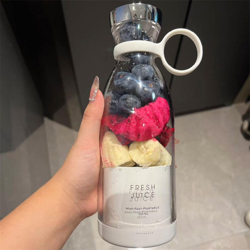 Jugador doméstico pequeño portátil jugo de verduras taza de jugo nuevo dormitorio de estudiantes mini shaker taza