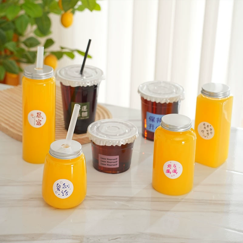 Чашка апельсинового сока одноразовая коммерческая бутылка фруктового сока с крышкой из кислого супа из сливы