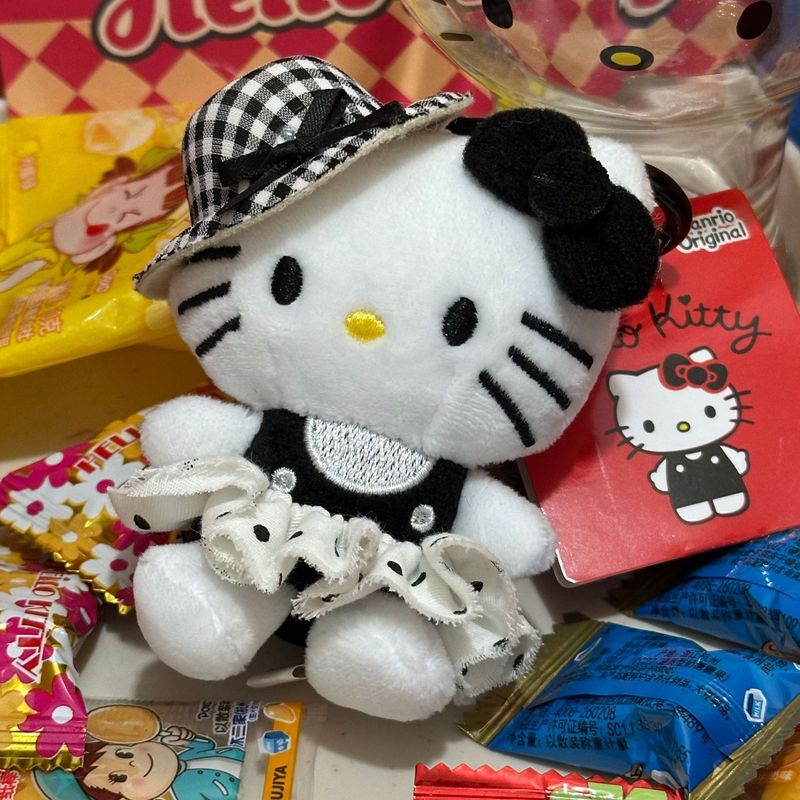 粉墨kitty小香风裙摆玩偶背包挂件ins风高级感精致挂饰爱心扣钥匙|undefined