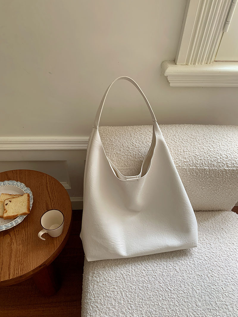 Women's Large Soft Leather Shoulder Tote Bag For Daily Commuting_voghion.com