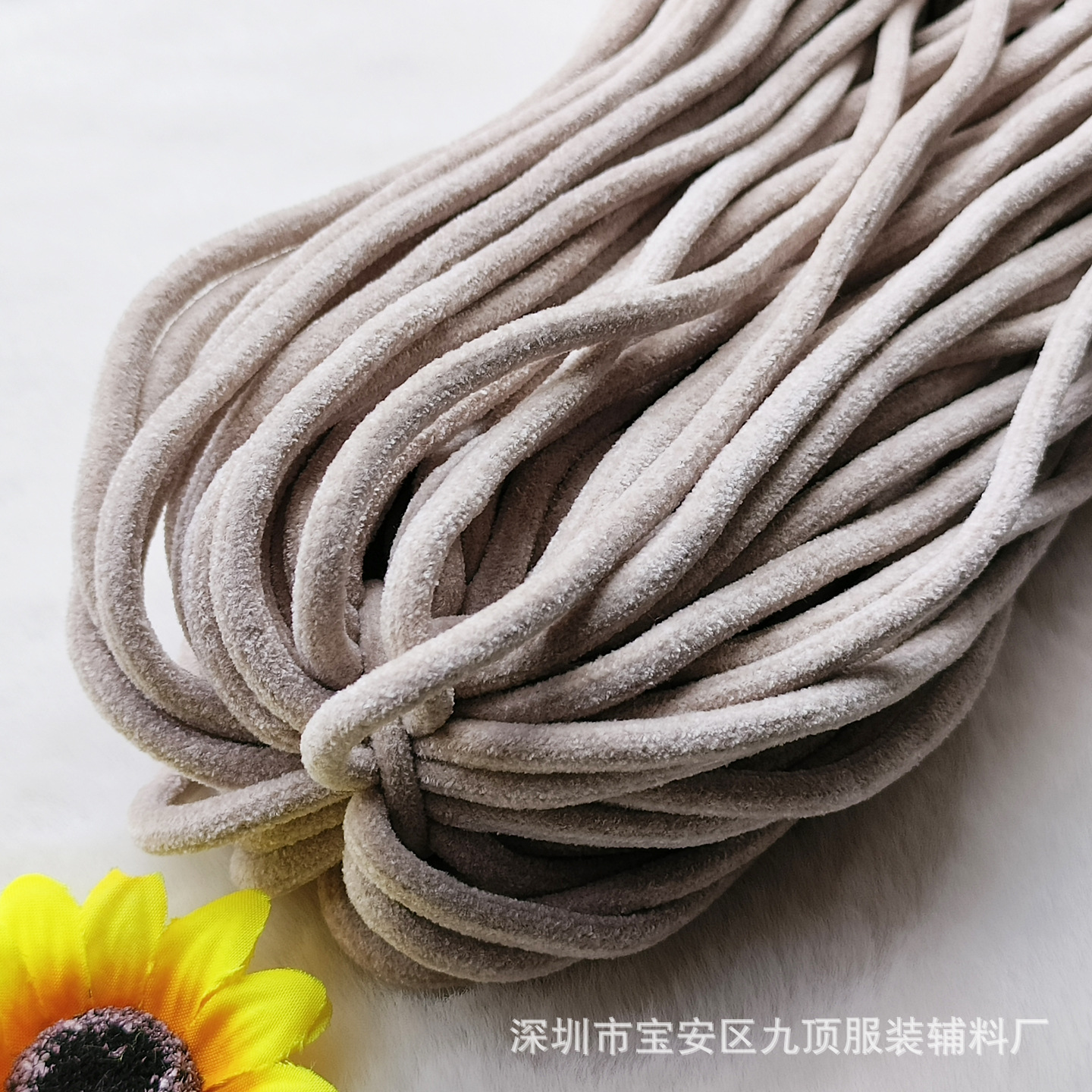 颜色 卡其灰