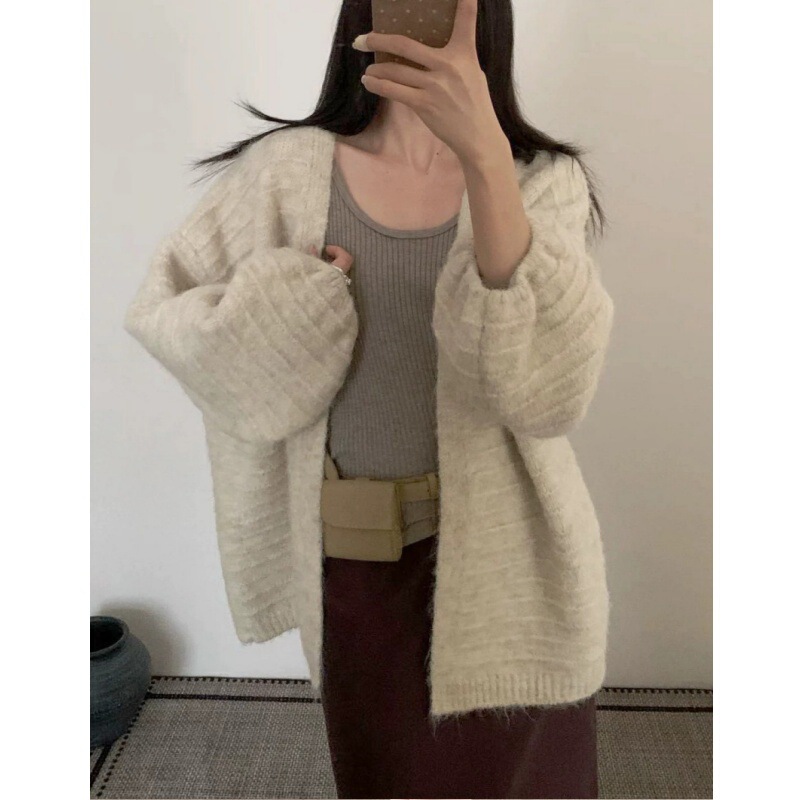 Alpaca long-pile loose-fit oversized knit cardigan, 2026 autumn/winter collection, gentle and stylish outerwear for the office