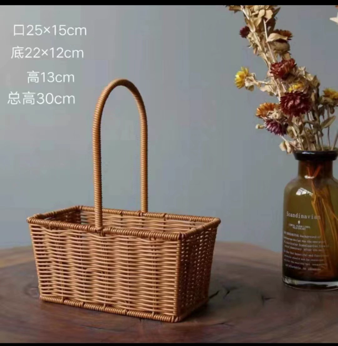 Handheld woven basket, decorations flower-shaped for living room