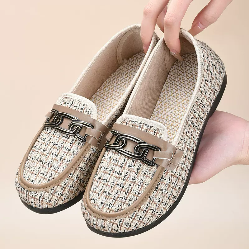 春秋新款单鞋女时尚百搭中老年妈妈鞋一脚蹬老北京布鞋女厂家直销