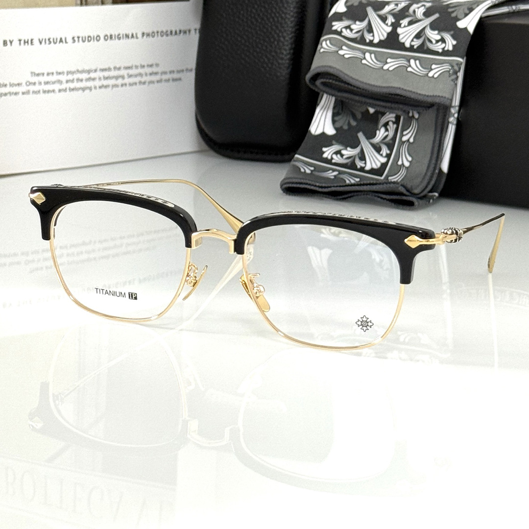 Minimalist Titanium Square Eyeglass Frames For Men And Women_voghion.com