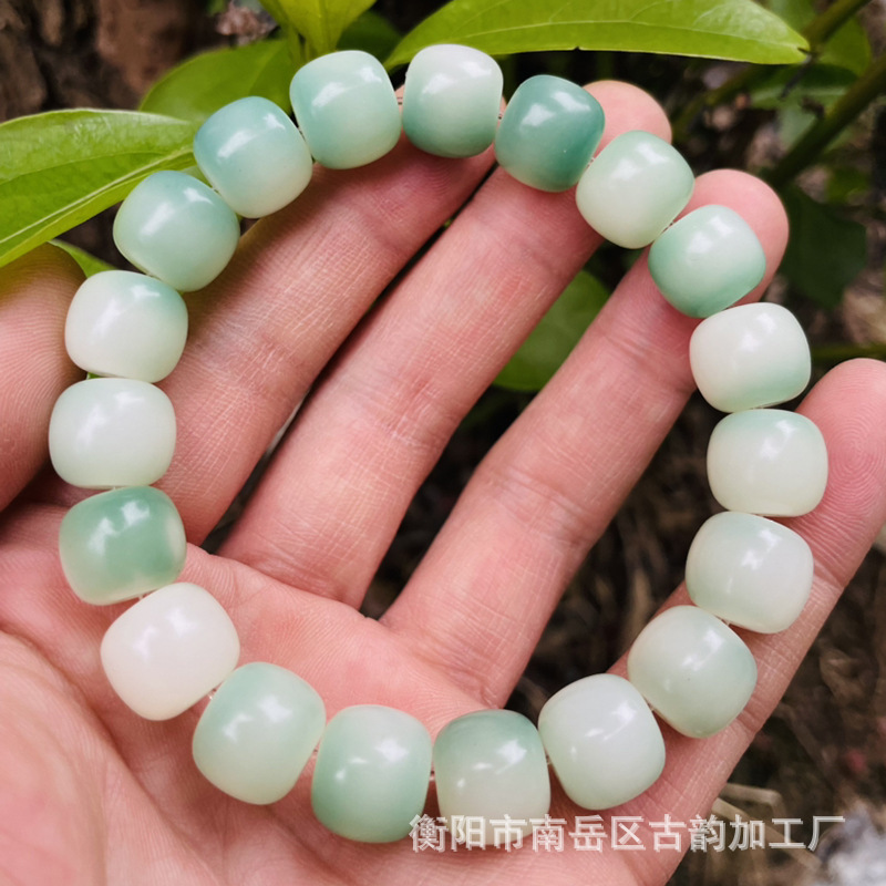 Floating flower White Jade Bodhi soft single circle landscape Bodhi root Wenwan Buddha beads Zen White green old gradient