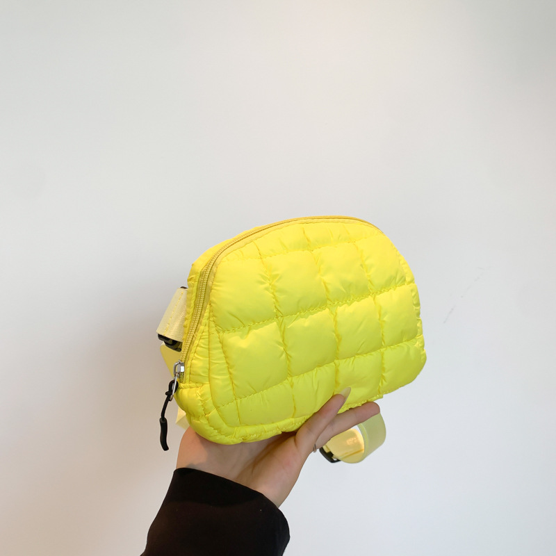 Bolsa de pecho casuales de cuadrillas suaves 2024 nueva moda versátil bolsa casuales simple ancha correa de hombro