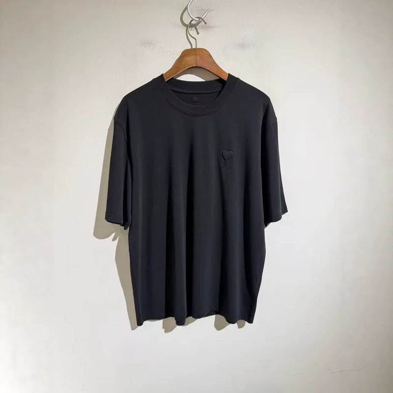 Niche Designer Style 2026 Heart Embroidery Round Neck Short-Sleeve T-Shirt, Loose Oversized Simple Unisex Trendy Brand Drop Shoulder Style