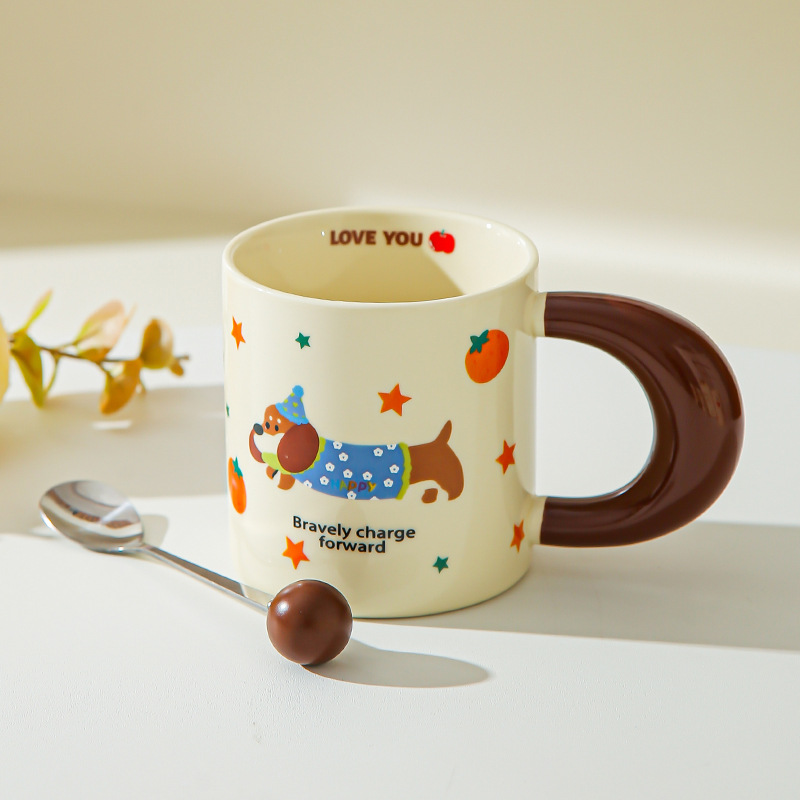 Taza de perro de salchicha para chicas lindas tazas de agua caseras nuevas tazas de café de desayuno de pareja de cerámica 2025