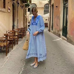 デンマークの小衆Siss * 家2024早秋新商品青と白の縞模様の刺繍丸襟灯籠袖ワンピース