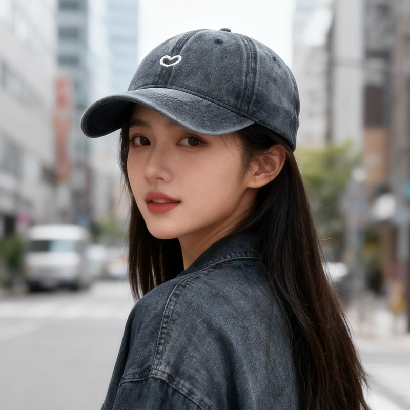 Washed Vintage Baseball Cap With Heart Embroidery For Men And Women_voghion.com