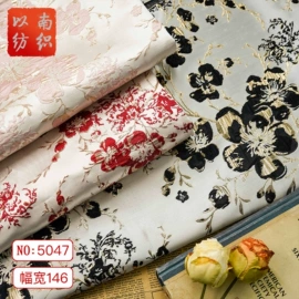 色织、提花布;印花、扎染布;涤纶面料