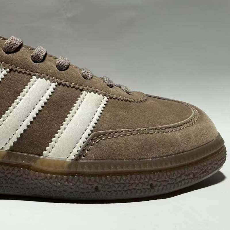 Putian Chunyuan Handball, entrenamiento de trébol, zapatos de entrenamiento para hombres y mujeres, zapatos deportivos o casuales. image 23