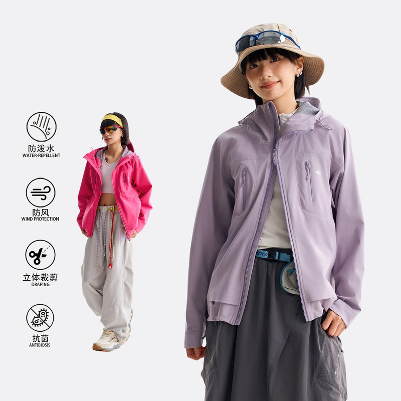 Outdoor three-proof softshell jacket for men and women, perfect for traveling in Sichuan and Xizang, windproof, suitable for cycling and as a pilot jacket