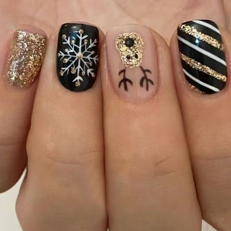 Christmas Black Gold White Stripesd Elk Snowflake Design Exquisite Short Square Wearable Manicure Nail Polish Finished Nails