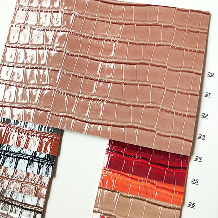 供应亮面鳄鱼纹毛底PVC皮革箱包手袋水晶鳄鱼纹皮革包装面料L5148
